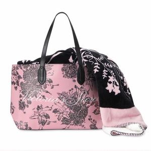 🆕 Victoria’s Secret Plush Blanket & Tote Bundle